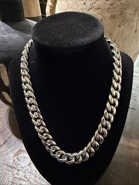 NEW Celeste Sol Heavy Silver Tone Chain
Link Necklace Statement Piece